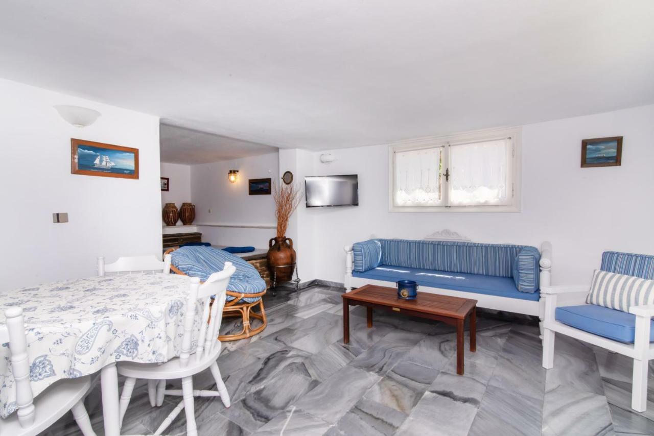 Albatross Holiday Apartments アギオス・ソスティス エクステリア 写真